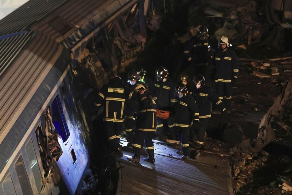 Ilustračný obrázok k článku OBROVSKÉ nešťastie v Grécku: Pri zrážke vlakov zomrelo viac ako 30 ľudí, hlavne študentov
