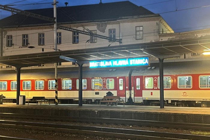 Ilustračný obrázok k článku CESTUJETE do Bratislavy "osobákom"? ZISTITE, či sa aj vás týka veľká VÝLUKA vlakov!