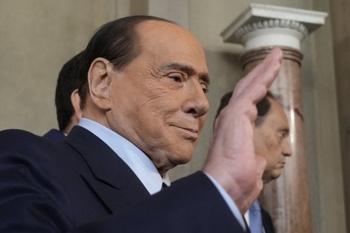 Ilustračný obrázok k článku Zomrel kontroverzný taliansky expremiér Silvio Berlusconi: Prehral boj so zákernou chorobou