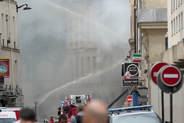 Ilustračný obrázok k článku OBROVSKÝ výbuch v centre Paríža: Ľudia sú uväznení v sutinách a volajú o POMOC, FOTO