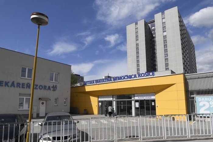 Ilustračný obrázok k článku Kríza je zažehnaná! Detská fakultná nemocnica Košice sa nakoniec DOHODLA s VšZP