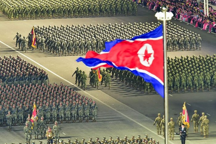 Ilustračný obrázok k článku Američan prešiel počas exkurzie do Severnej Kórey: Pravdepodobne skončil vo väzbe