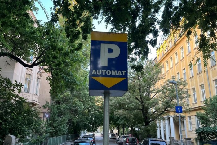 Ilustračný obrázok k článku Nový parkovací systém SPUSTILI v dvoch lokalitách: Kedy tam odstavíte auto ZADARMO?