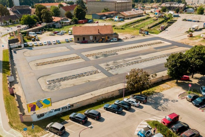 Ilustračný obrázok k článku V Trnave vzniká nové parkovisko pre skoro 200 áut: Pre koho bude ZADARMO?