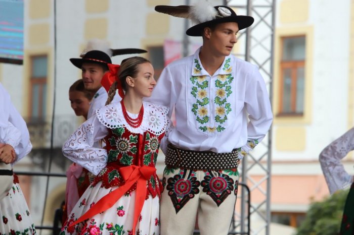 Ilustračný obrázok k článku FOLKLÓRNA paráda pod Poľanou: Ožijú TRADÍCIE aj umenie HELIGONKÁROV