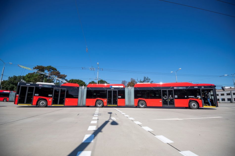 Ilustračný obrázok k článku REKORDNE dlhý trolejbus odvezie takmer 200 cestujúcich: Na TEJTO linke bude premávať! FOTO