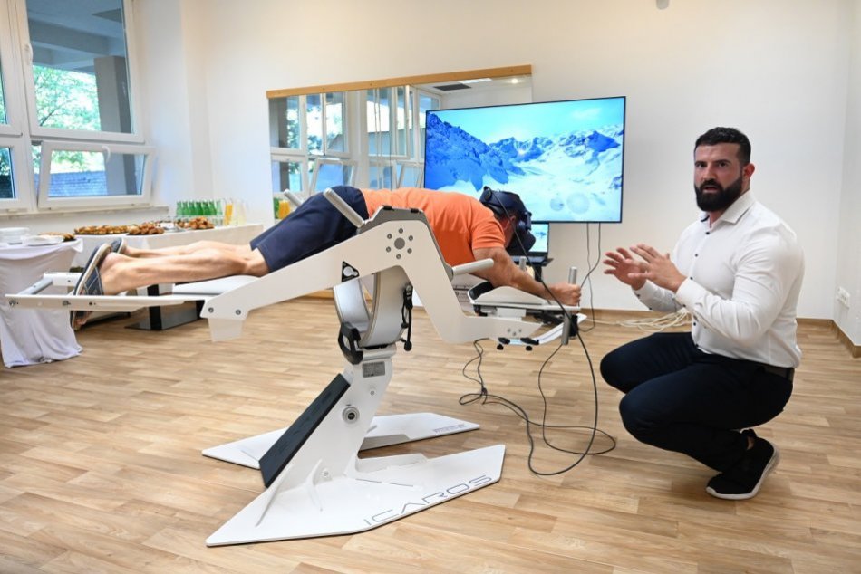 Ilustračný obrázok k článku Nové prístroje v rehabilitačnom centre: Pacientom pomáhajú cez virtuálnu realitu