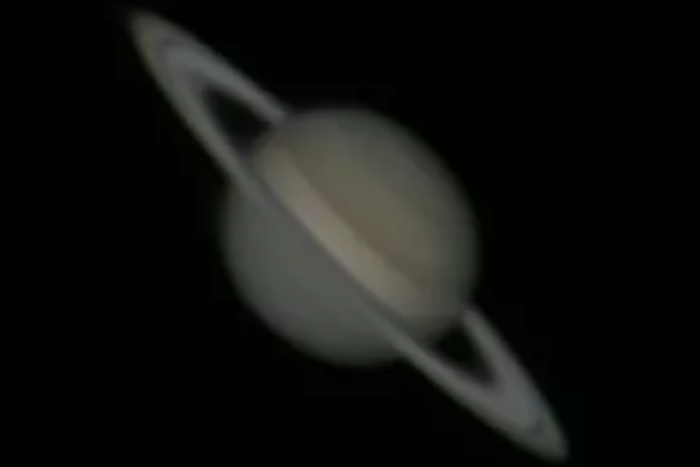 Ilustračný obrázok k článku Unikátny záber jednej z najkrajších planét: Roman odfotil Saturn, ako sme ho ešte nevideli