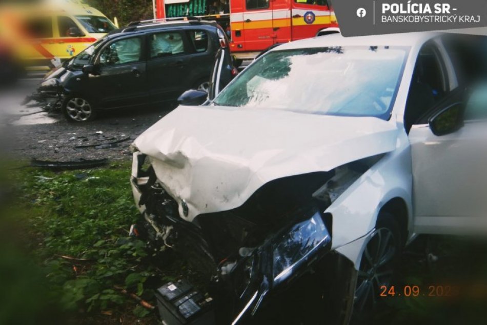 Ilustračný obrázok k článku VÁŽNA nehoda na Čertovici: Pri zrážke sa ZRANILI vodiči aj spolucestujúci, FOTO