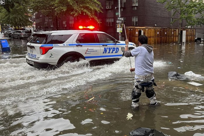 Ilustračný obrázok k článku New York sa ocitol pod VODOU: Lejak zaplavil ulice a aj stanice metra, FOTO