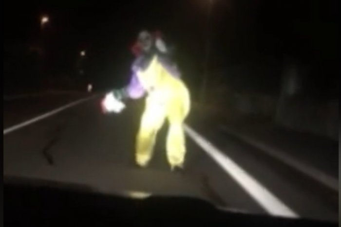 Ilustračný obrázok k článku Internetom sa šíri hororové VIDEO s klaunom, vraj bol blízko Slovenska: Všetko je INAK!