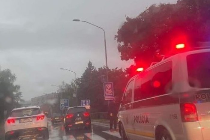 Ilustračný obrázok k článku Školáka zrazilo auto na priechode pre chodcov: Utrpel vážne zranenia