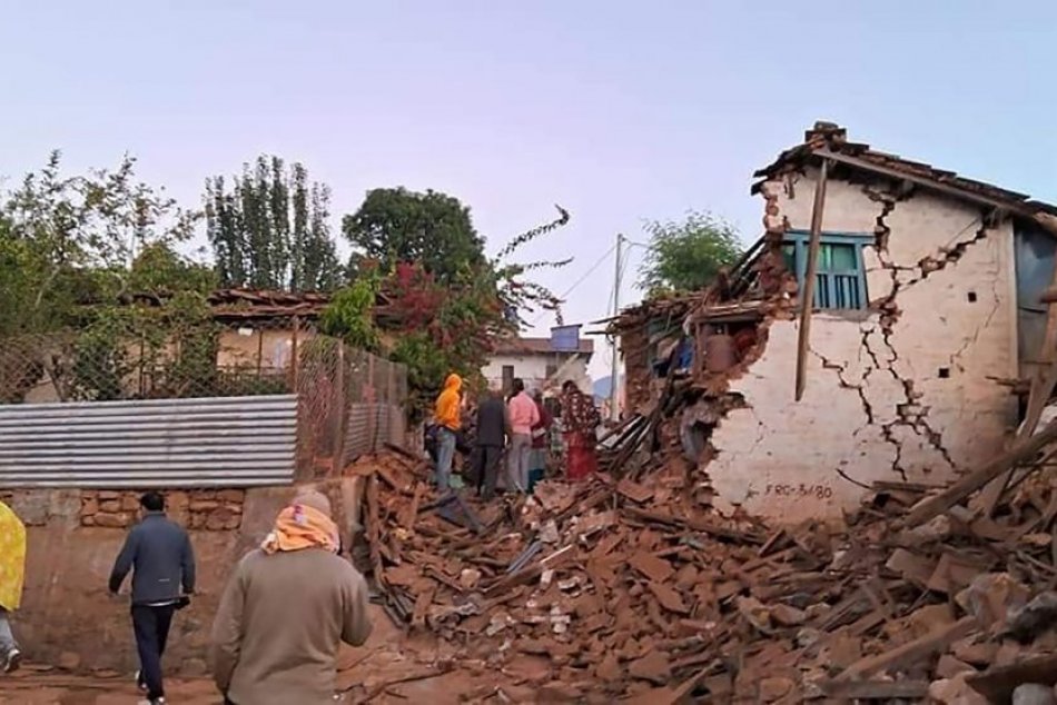 Ilustračný obrázok k článku Nepál zasiahlo ničivé ZEMETRASENIE: Pod troskami zahynulo viac ako STO ľudí