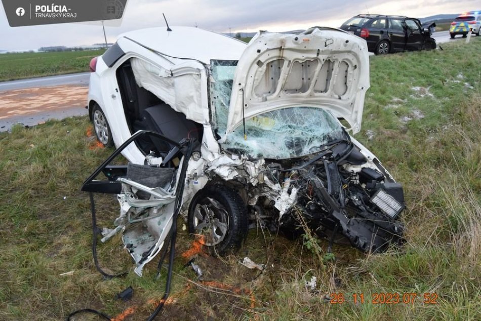 Ilustračný obrázok k článku Tragická nehoda za Jablonicou: Pri čelnej zrážke zahynul pasažier taxíka