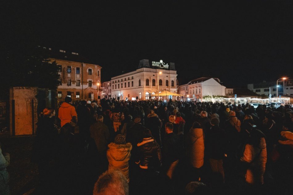 Ilustračný obrázok k článku Proti vláde sa protestovalo aj v Nitre: Do ulíc vyšli stovky ľudí