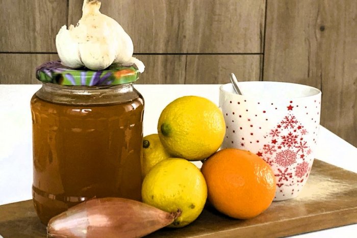 Ilustračný obrázok k článku Trápi vás KAŠEĽ a bolesť hrdla? Vyskúšajte TOP 5 babských receptov