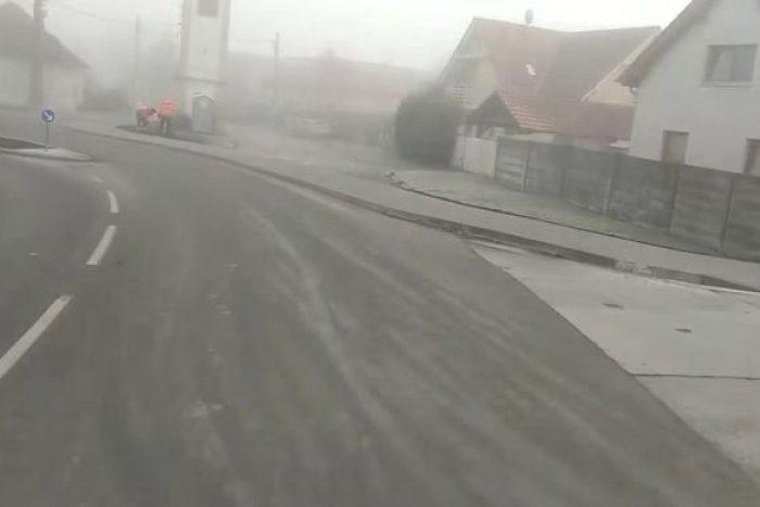 Ilustračný obrázok k článku VIDEO: Vodič na tejto ceste pri Bratislave neveril vlastným očiam: Ktorý k***t toto schválil?