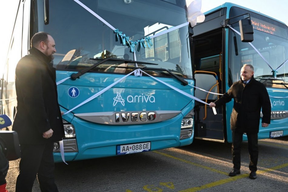 Ilustračný obrázok k článku V Trnavskom kraji pribudlo 74 nových autobusov: Všetky sú klimatizované, FOTO