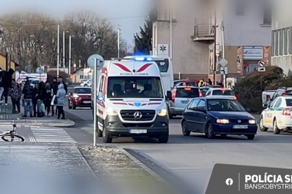 Ilustračný obrázok k článku Na juhu Slovenska vypukla HROMADNÁ bitka: ZRANENÝM pomáhali záchranári aj policajti