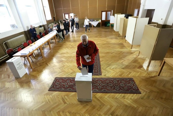Ilustračný obrázok k článku Bratislava sa pripravuje na voľby: Viaceré volebné miestnosti budú BEZBARIÉROVÉ
