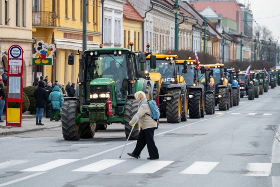 Ilustračný obrázok k článku FOTOZÁBERY z protestu farmárov: TAKTO brázdili ulice Prešova