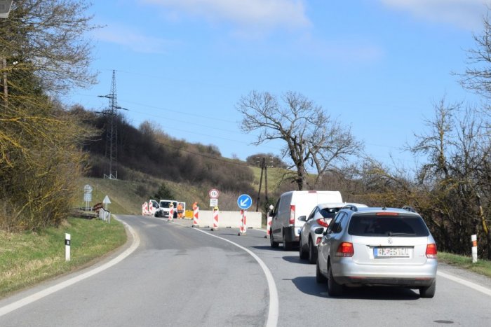 Ilustračný obrázok k článku Nepríjemnosť pre vodičov: Pod Tatrami budú POL ROKA prebiehať obmedzenia v doprave