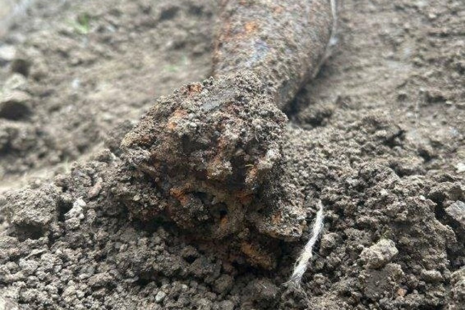Ilustračný obrázok k článku Ruské granáty aj mína: Ľudia pri okopávaní záhrady našli muníciu z 2. svetovej vojny