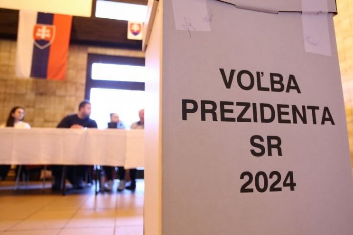 Ilustračný obrázok k článku Otvorili sa volebné miestnosti, Slováci dnes rozhodnú o PREZIDENTOVI