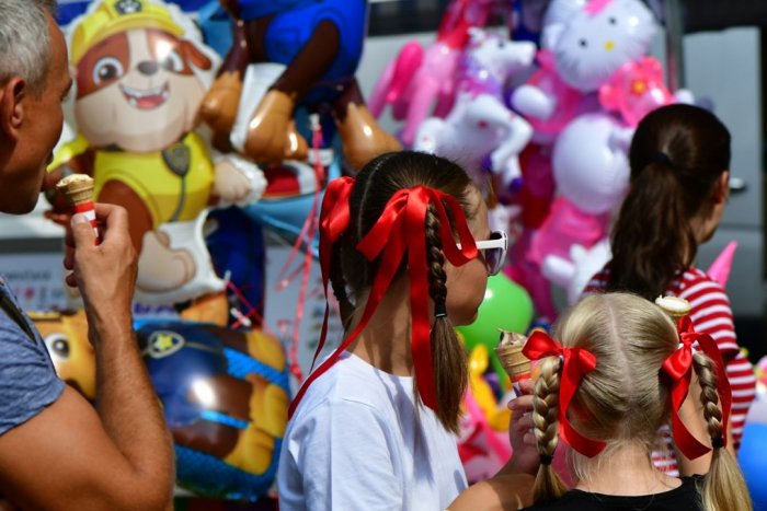 Ilustračný obrázok k článku V mestskej časti Západ bude rušno: Štartujú Dni Terasy, na rad príde aj folklórny festival