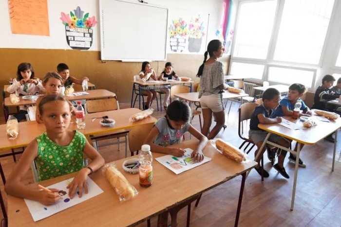 Ilustračný obrázok k článku Rómski žiaci by sa podľa 60 percent Slovákov mali vzdelávať ODDELENE