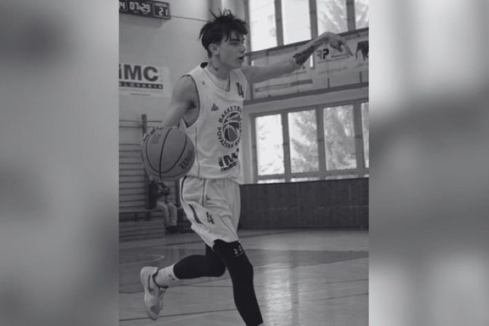 Ilustračný obrázok k článku Zomrel ďalší mladý športovec: Za Andrejom (†18) z Považskej Bystrice smúti basketbalový tím