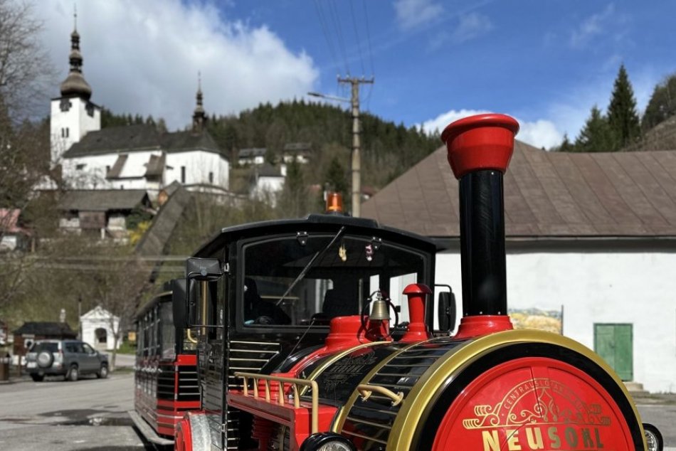 Ilustračný obrázok k článku ZÁŽITKOVÁ jazda v srdci Slovenska: Turistický vláčik vás odvezie na 3 UNIKÁTNE miesta