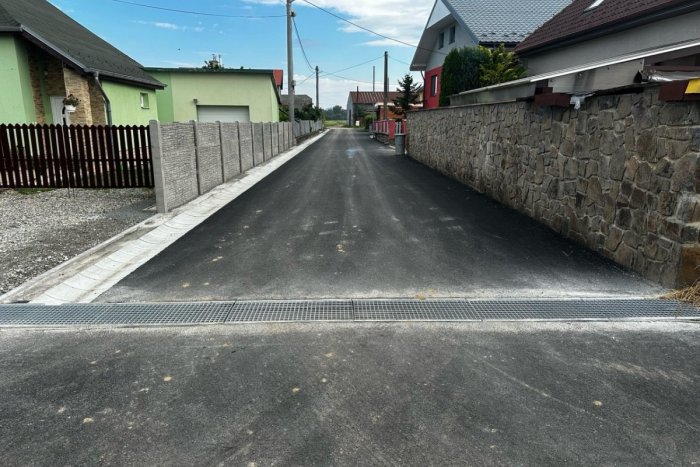 Ilustračný obrázok k článku NOVINKA v obci pri Prešove: Majú tam teraz rozšírenú cestu aj nové obratisko