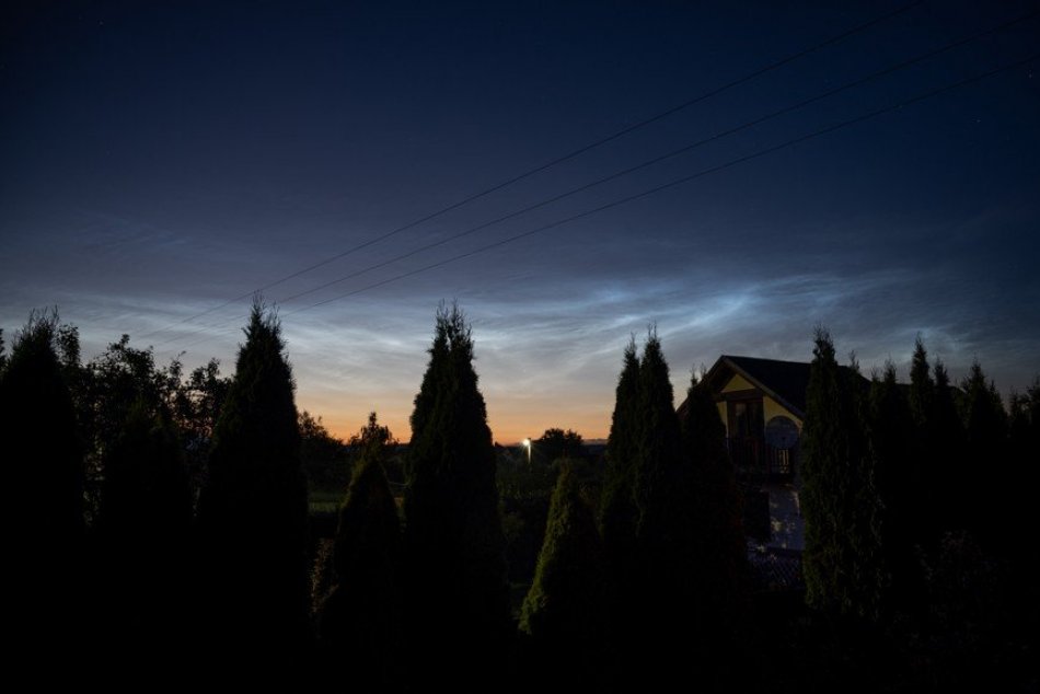 Ilustračný obrázok k článku Súčasné obdobie im mimoriadne praje: Pri Prešove ľudia pozorovali SVIETIACE mraky, FOTO