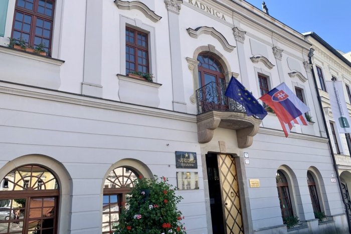 Ilustračný obrázok k článku Historická RADNICA získa vynovený balkón: Ľuďom sľubujú BEZPEČNÝ prístup