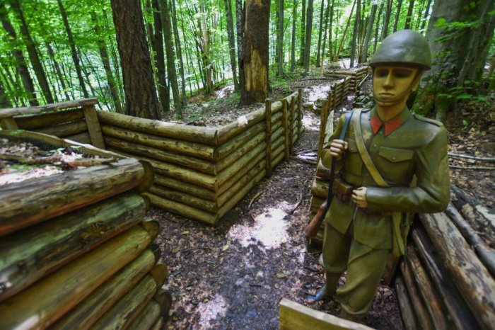 Stredné Slovensko ukrýva MEMENTO ťažkých bojov: Nechýba ani ZÁKOPOVÁ línia, FOTO