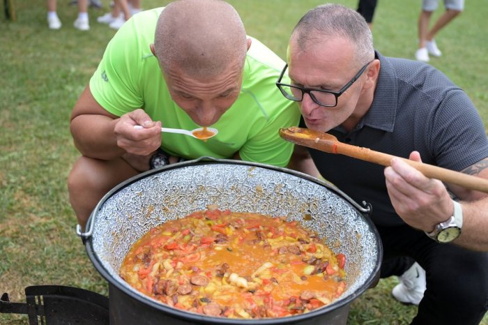 Ilustračný obrázok k článku Cítite tú vôňu aj cez FOTKY? Michalovský okres má za sebou súťaž vo varení LEČA