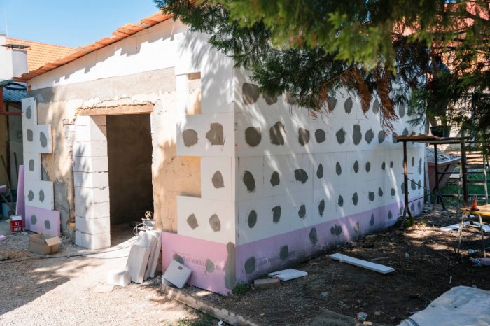 Ilustračný obrázok k článku V školách a škôlkach je RUŠNO aj počas prázdnin: Veľké REKONŠTRUKCIE!