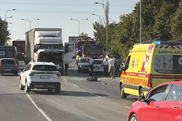 Ilustračný obrázok k článku Pri LUŽIANKACH pozor! NEHODA! Zasahoval aj VRTUĽNÍK!