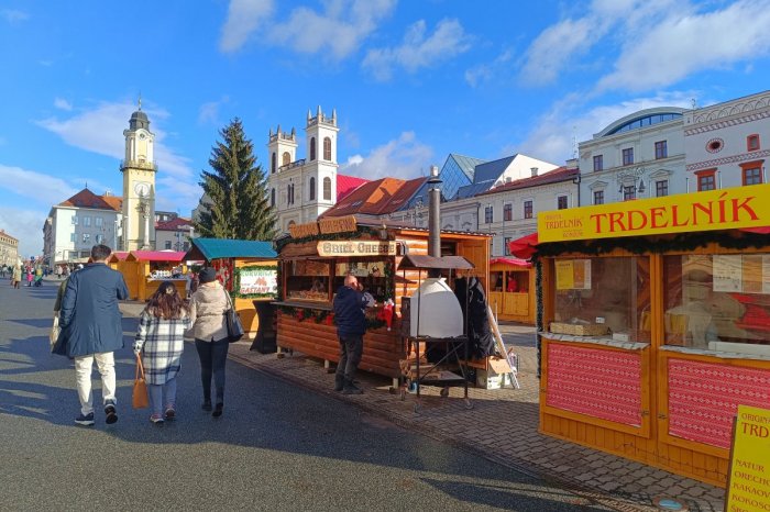 Ilustračný obrázok k článku HROZIA Bystričanom vyššie DANE? Pripravte sa, mesto chce zdvihnúť jeden POPLATOK