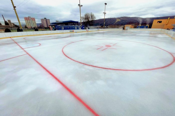 Ilustračný obrázok k článku Jeho prípravu im komplikoval dážď: Klzisko v Stropkove už spustili, cenu museli ZVÝŠIŤ