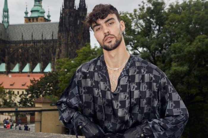 Ilustračný obrázok k článku Na Eurovíziu ide súťažiť slovenský spevák: Nie však za našu krajinu, ale Česko