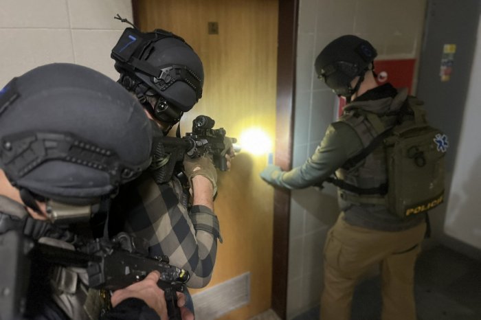 Ilustračný obrázok k článku ŠIALENÉ, čo sa stalo v Zlíne: Muž DOBODAL dvoch ľudí! Policajti ho POSTRELILI