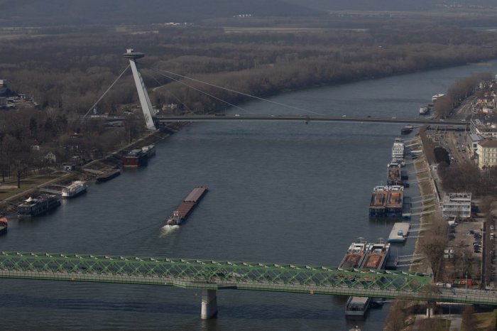 Ilustračný obrázok k článku Ministerstvo reaguje na ZÁPACH v Bratislave: Zdravie obyvateľov NIE JE ohrozené!