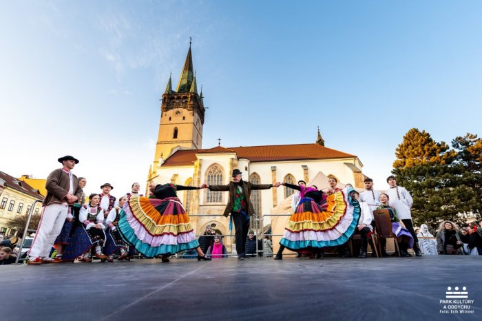Ilustračný obrázok k článku Preloženie Fašiangov stálo za to: Na slávnosti ocenili aj karnevalové masky + FOTOGRAFIE
