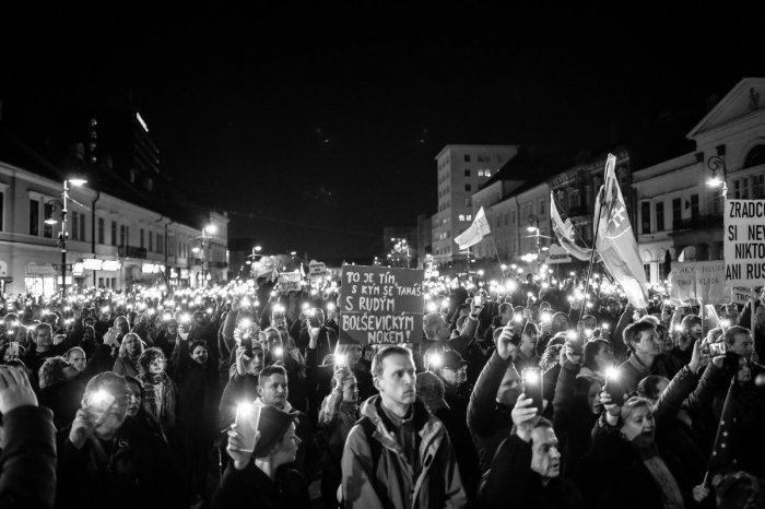 Ilustračný obrázok k článku Desaťtisícový dav v Košiciach na proteste: Chceme slobodné Slovensko bez Putina