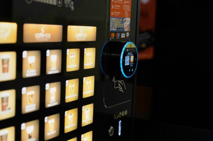 Ilustračný obrázok k článku A dosť! Starosta z úradu ODSTRÁNIL automaty na kávu: Zamestnanci pri nich pridlho KLEBETILI