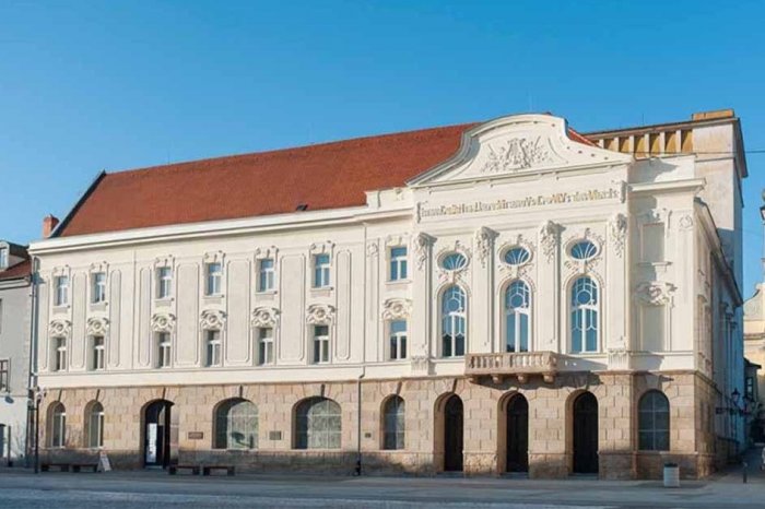 Ilustračný obrázok k článku Divadlo Jána Palárika prejde veľkou OBNOVOU: Dotkne sa to aj divákov?