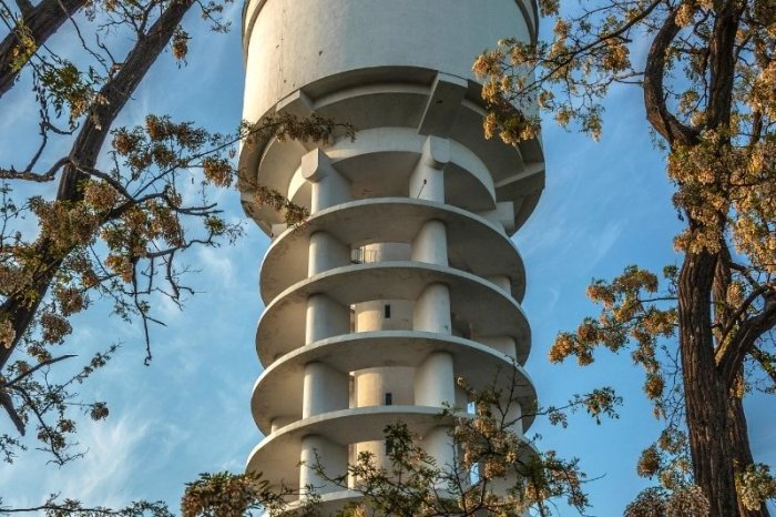 Ilustračný obrázok k článku Jedna z dominánt Trnavy sa dočkala! Začínajú obnovovať Bellušov vodojem