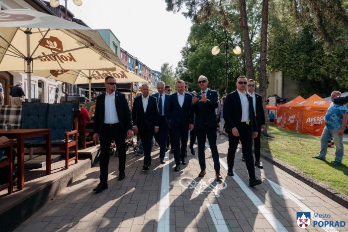 Ilustračný obrázok k článku Prezident Pellegrini o primátorovi Popradu: NEPATRÍ k tým, ktorí sa sťažujú a vyplakávajú